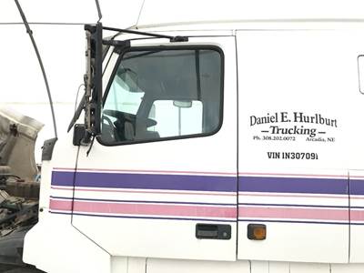 Volvo VNL Front Door Assembly