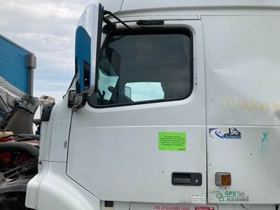 Volvo VNL Front Door Assembly
