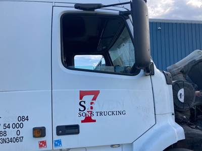 Volvo VNL Front Door Assembly
