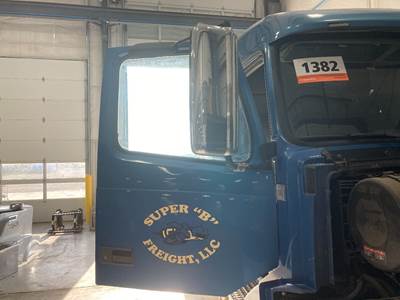 Volvo VNL Front Door Assembly