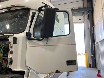 Volvo VNL Front Door Assembly