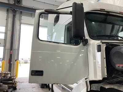 Volvo VNL Front Door Assembly
