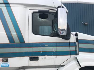 Volvo VNL Front Door Assembly