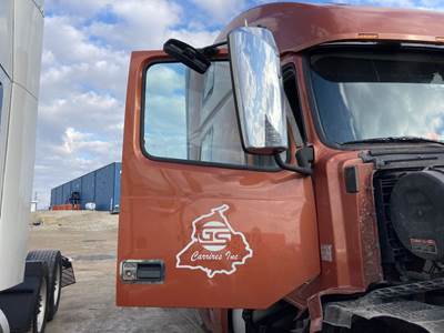 Volvo VNL Front Door Assembly