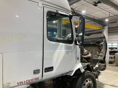 Volvo VNL Front Door Assembly