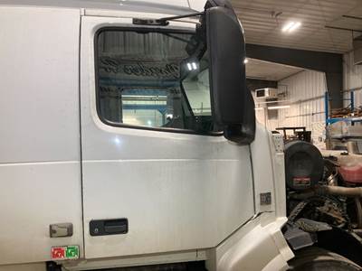 Volvo VNL Front Door Assembly