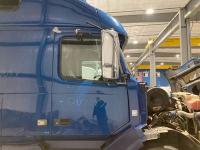 Volvo VNL Front Door Assembly