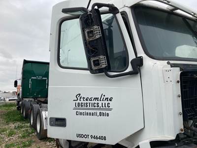 Volvo VNL Front Door Assembly