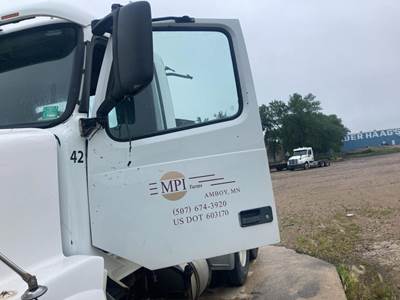 Volvo VNL Front Door Assembly