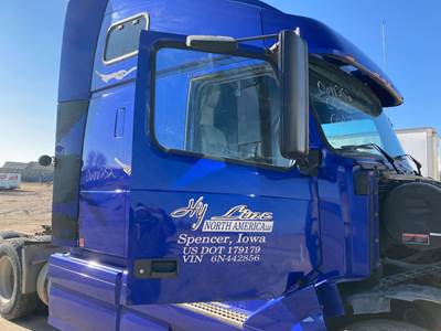 Volvo VNL Front Door Assembly