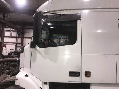 Volvo VNL Front Door Assembly