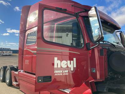 Volvo VNL Front Door Assembly