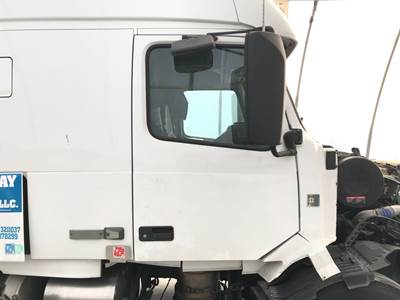 Volvo VNL Front Door Assembly