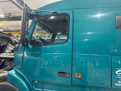 Volvo VNL Front Door Assembly