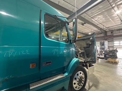 Volvo VNL Front Door Assembly