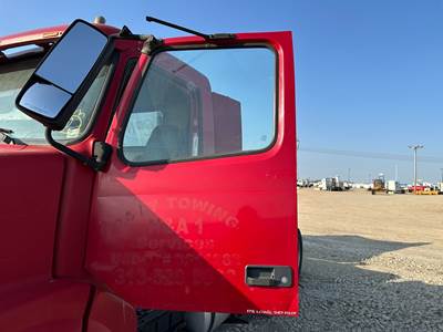 Volvo VNL Front Door Assembly