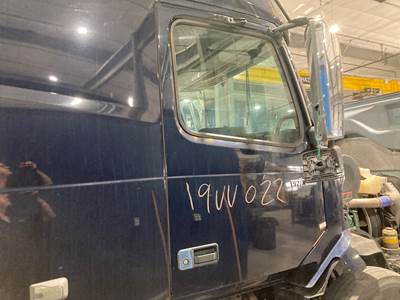 Volvo VNL Front Door Assembly