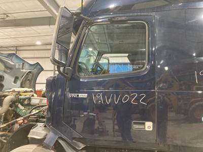 Volvo VNL Front Door Assembly