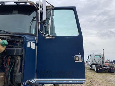 Volvo WCA Front Door Assembly