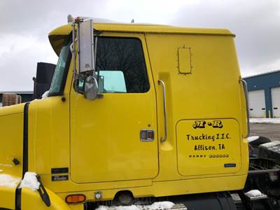 Volvo WIA Front Door Assembly