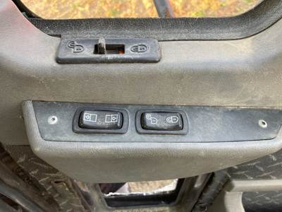 Mack CXU Door Electrical Switch