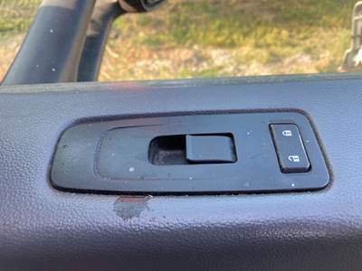 Peterbilt 579 Door Electrical Switch