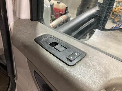 Peterbilt 579 Door Electrical Switch