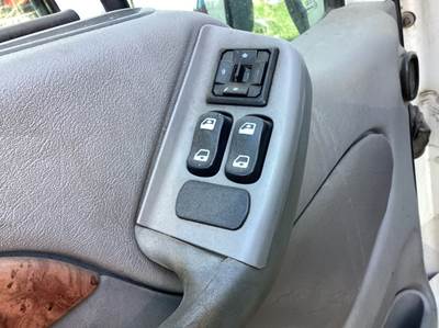 Peterbilt 587 Door Electrical Switch