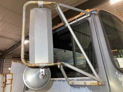 Ford LNT9000 Door Mirror