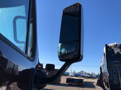 Freightliner Cascadia Door Mirror