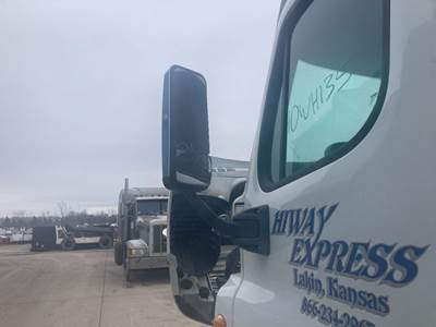 Freightliner Cascadia Door Mirror