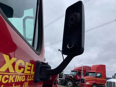 Freightliner Cascadia Door Mirror