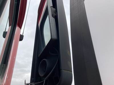 Freightliner Cascadia Door Mirror