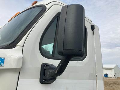 Freightliner Cascadia Door Mirror