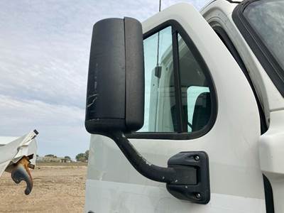 Freightliner Cascadia Door Mirror