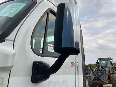 Freightliner Cascadia Door Mirror