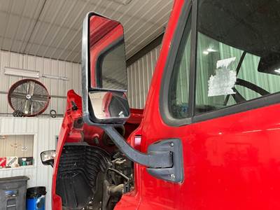 Freightliner Cascadia Door Mirror