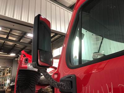 Freightliner Cascadia Door Mirror