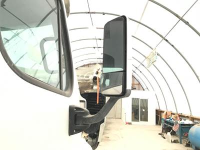 Freightliner Cascadia Door Mirror