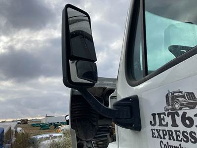 Freightliner Cascadia Door Mirror