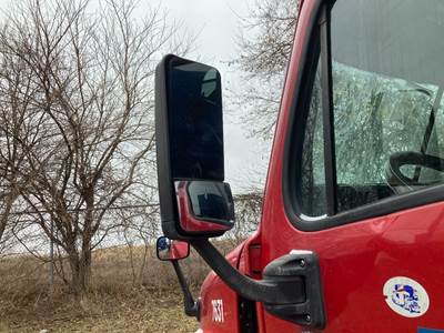Freightliner Cascadia Door Mirror