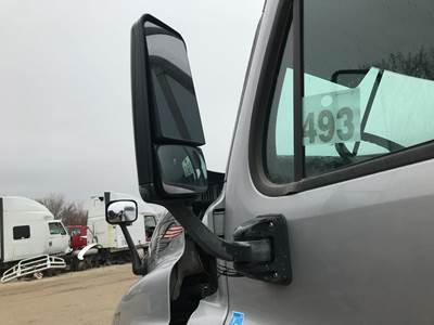 Freightliner Cascadia Door Mirror