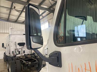 Freightliner Cascadia Door Mirror