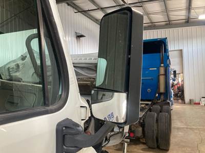 Freightliner Cascadia Door Mirror