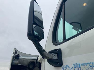 Freightliner Cascadia Door Mirror