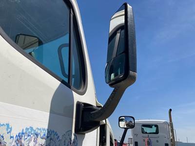 Freightliner Cascadia Door Mirror