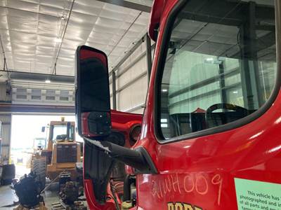 Freightliner Cascadia Door Mirror