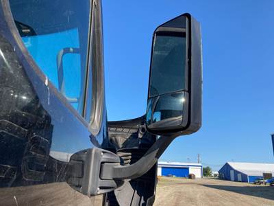 Freightliner Cascadia Door Mirror