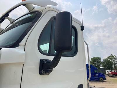 Freightliner Cascadia Door Mirror
