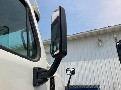 Freightliner Cascadia Door Mirror